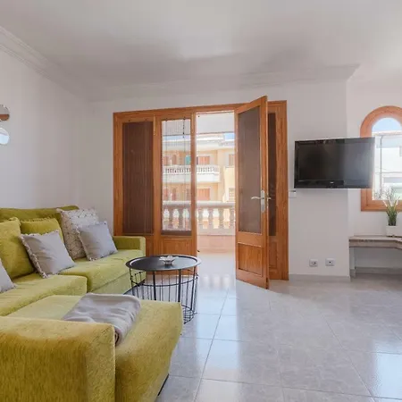 Pizarro Apartment *