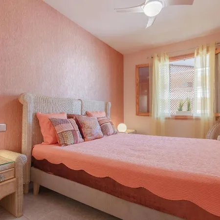 Pizarro Apartment *